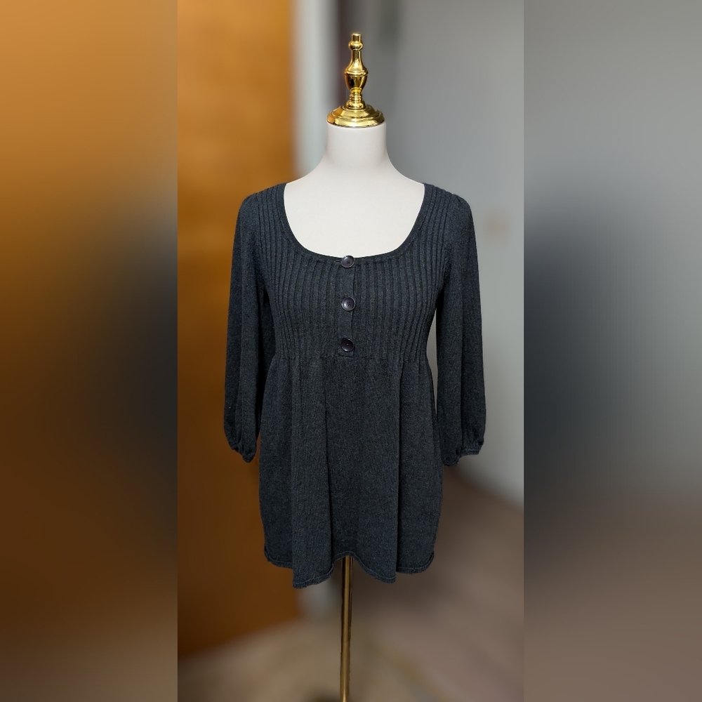 🎆🎇Belldini Dark Gray Buttoned Top Large